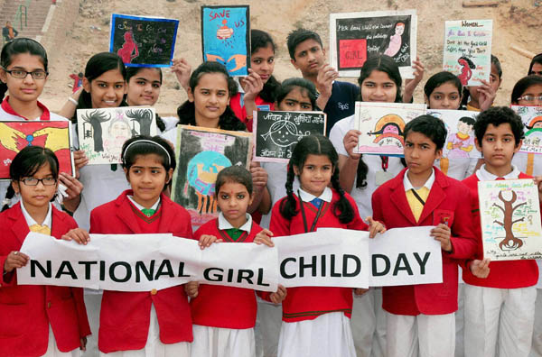 Bikaner: School children take part in an awareness campaign on National Girl Child Day in Bikaner on Saturday.(PTI1_24_2015_000054B)