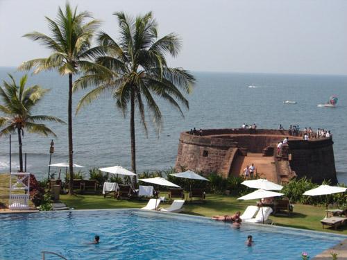 aguada fort roamntic place for couples in goa